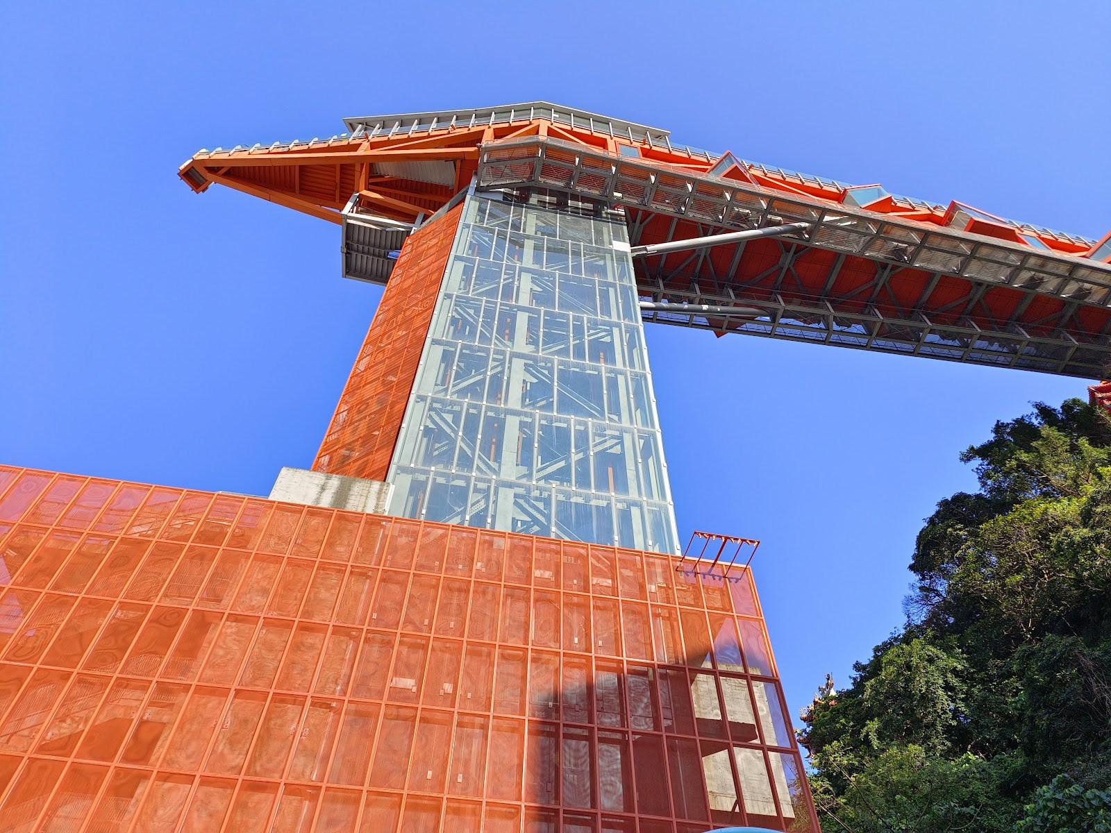 信二防空洞-基隆塔