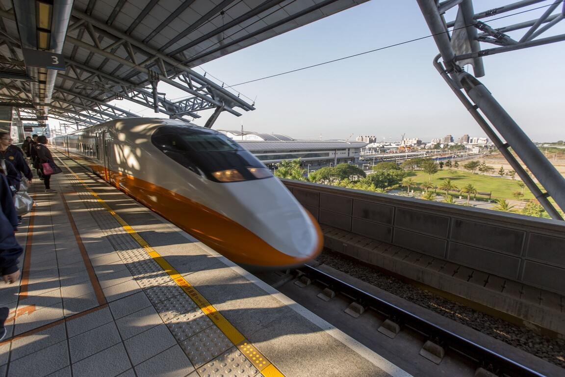 台中車站搭乘台灣高鐵返抵台北